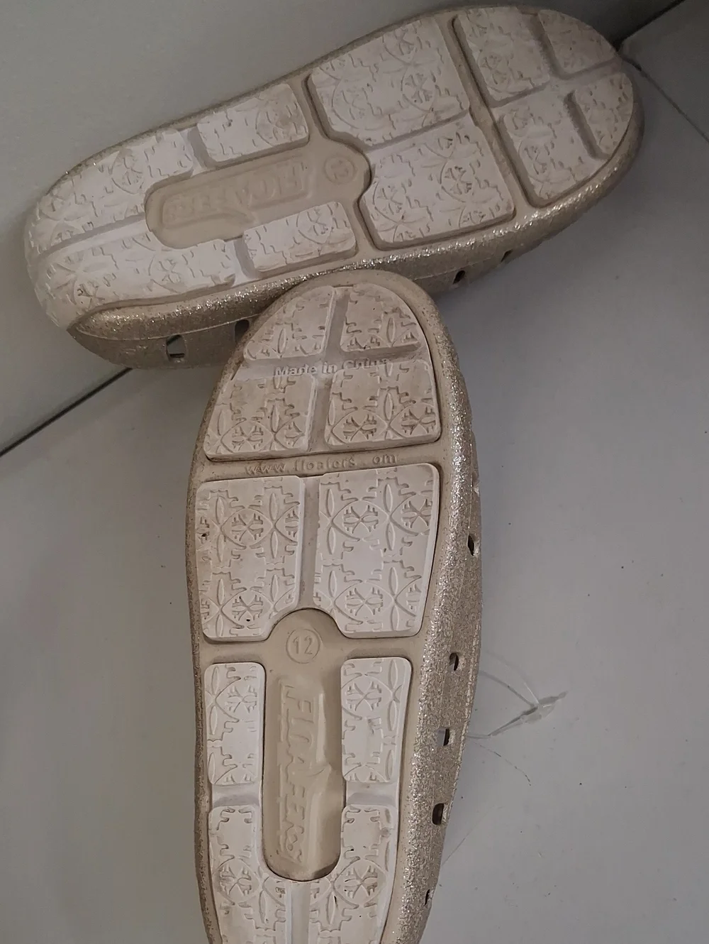 Kids Floafers Prodigy Sparkle Slip On Shoes Sz. 12